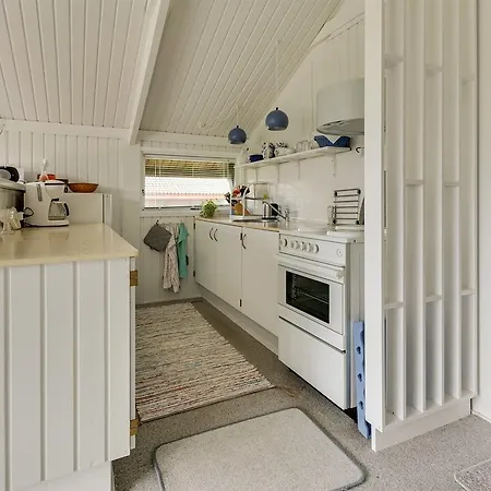 펜션 Two-bedroom Holiday In *