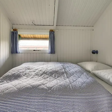 펜션 Two-bedroom Holiday In *